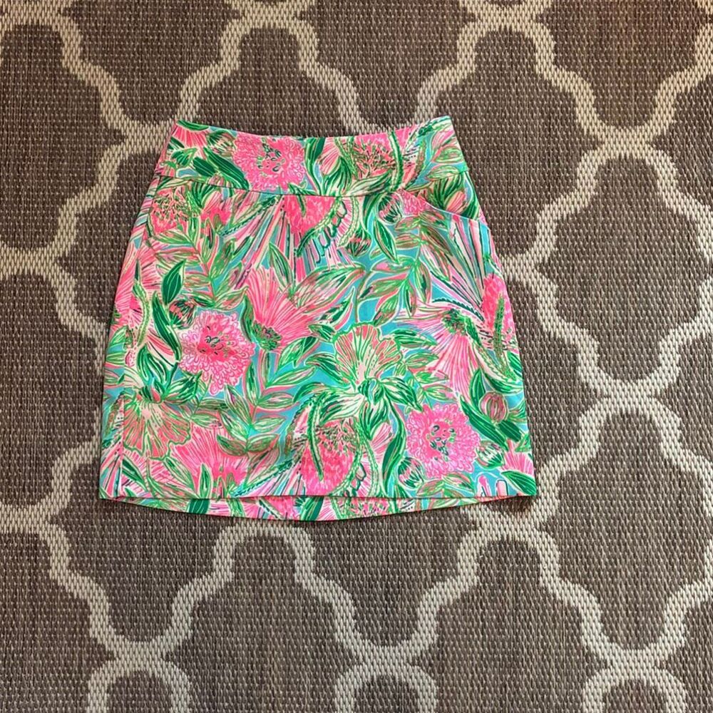 Lilly Pulitzer Jonas blue horizon, coming in hot skirt women’s size 0